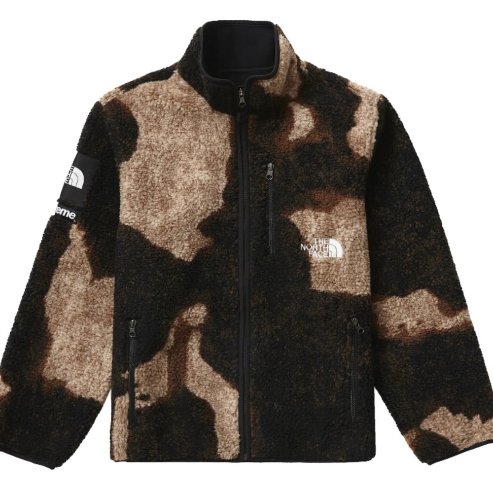 New without tags Supreme TNF Bleached Denim Print Fleece Jacket